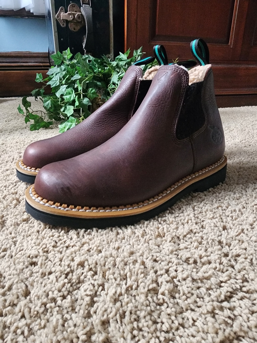 Georgia Boot Brown Romeo Leather Chelsea Boots with Faux Wool Lining